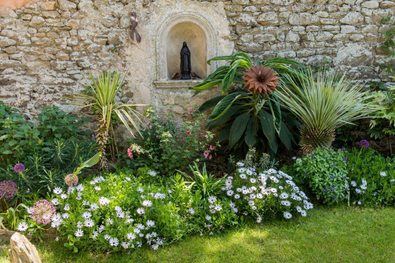 D'hote Et Du Jardin Des Corsaires Guest house Saint-Malo