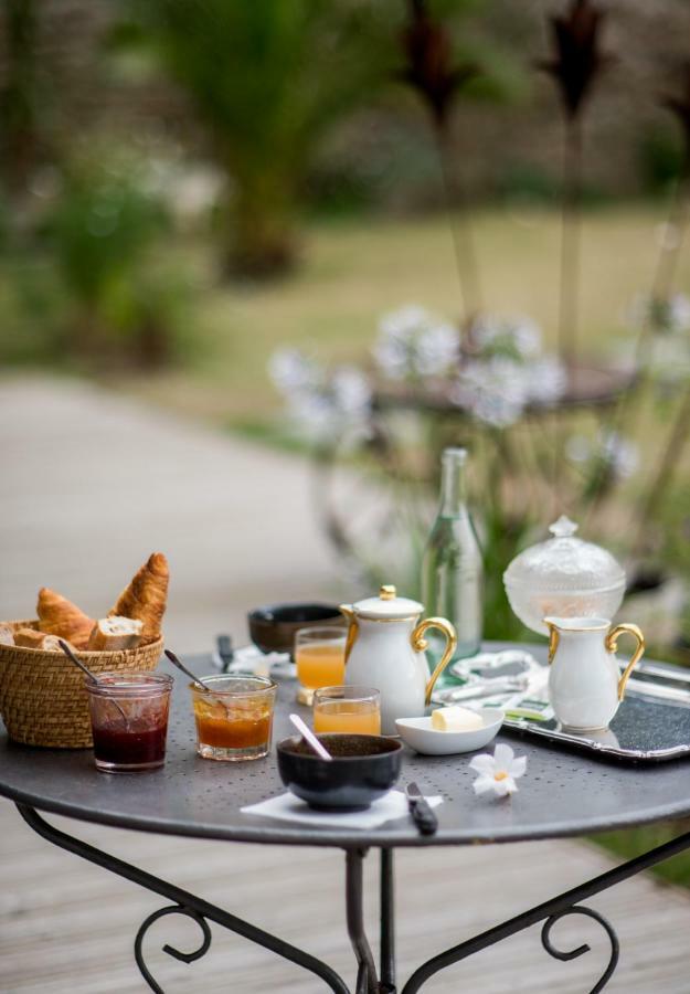 Guest house D'hote Et Du Jardin Des Corsaires *